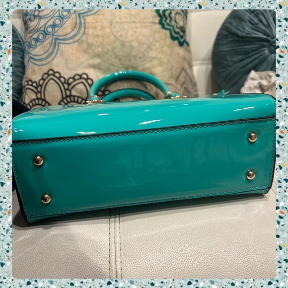 La Terre Tiffany blue turquoise vegan leather purse - Picture 8 of 10